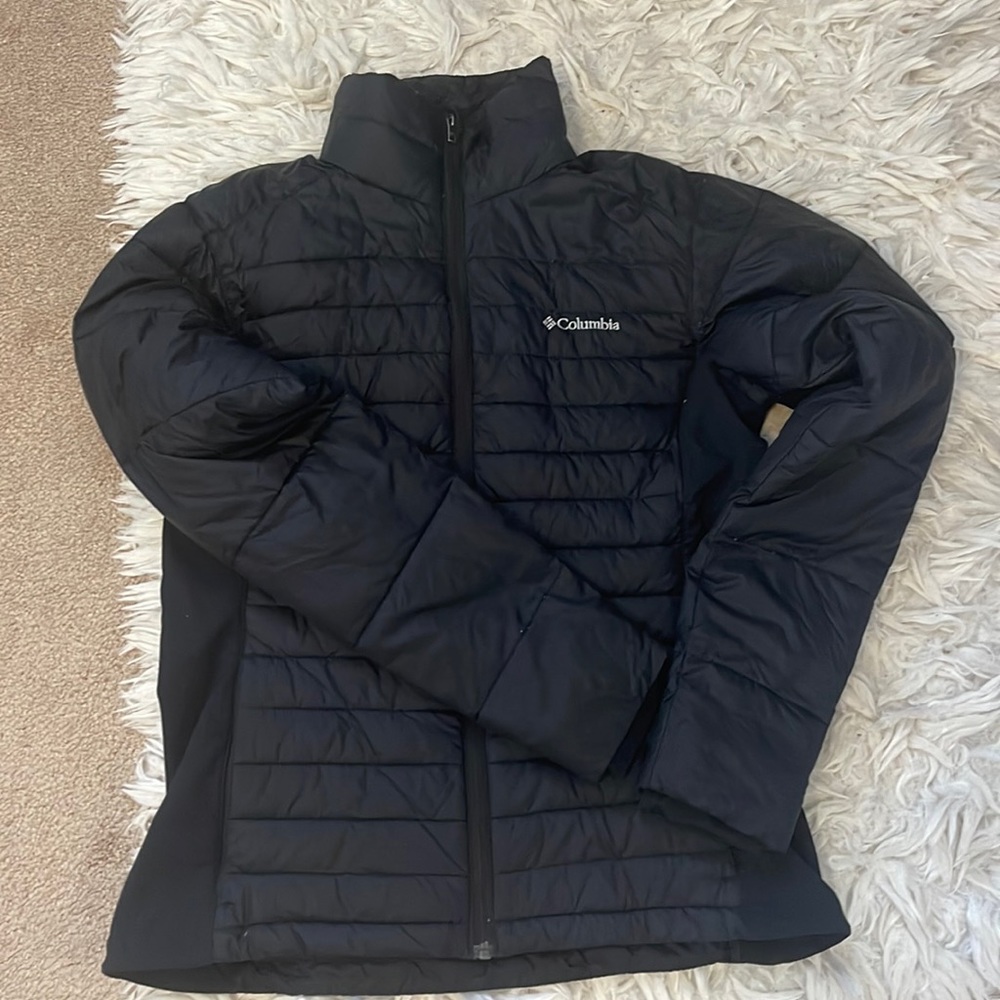 Women’s size medium Columbia puffer jacket